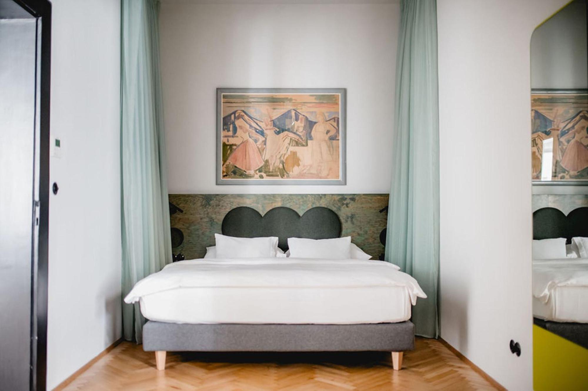 Small Luxury Hotel Altstadt Виена Екстериор снимка