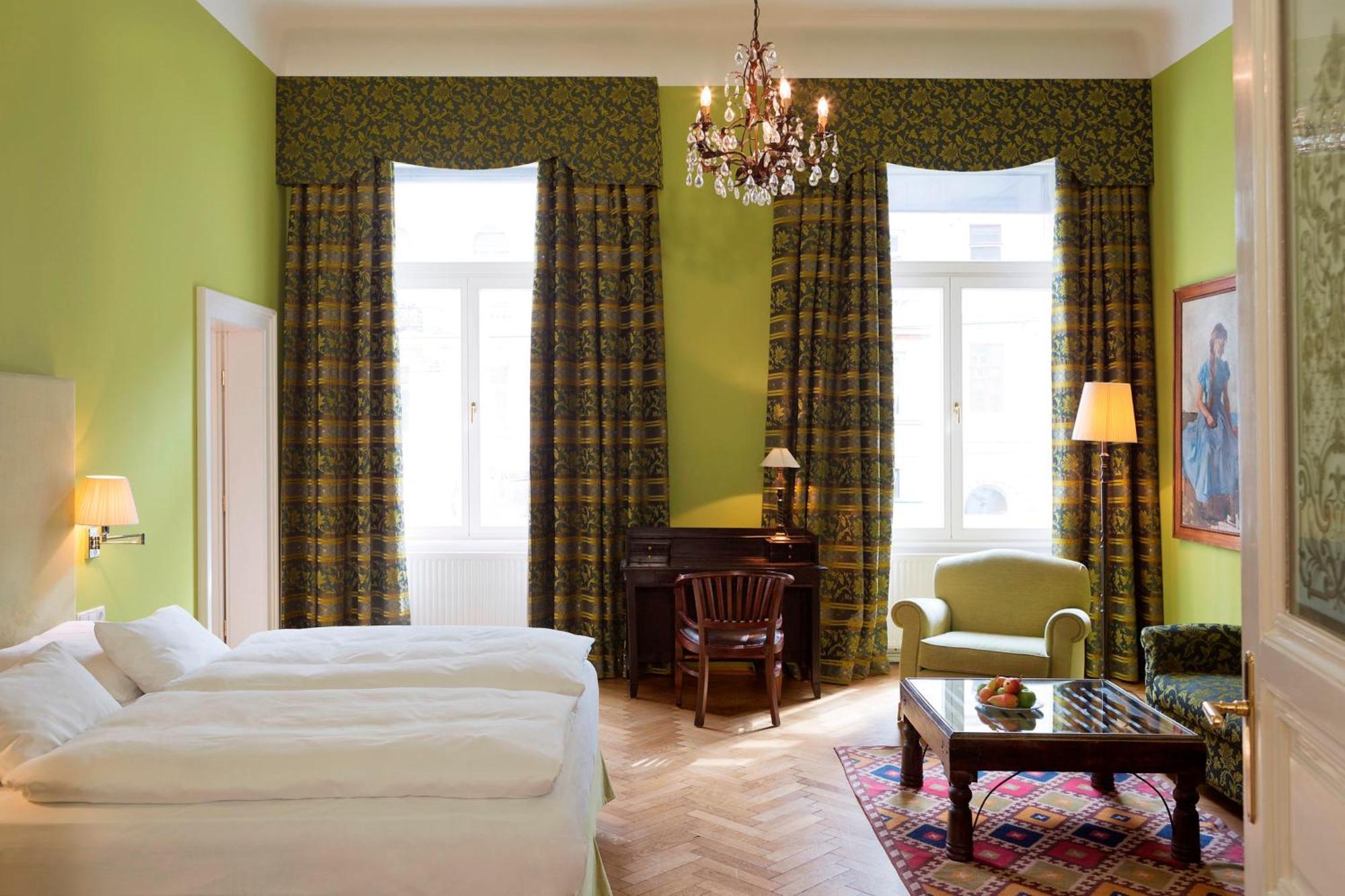 Small Luxury Hotel Altstadt Виена Екстериор снимка